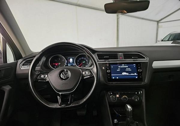 Volkswagen Tiguan cena 86900 przebieg: 188180, rok produkcji 2019 z Wejherowo małe 407